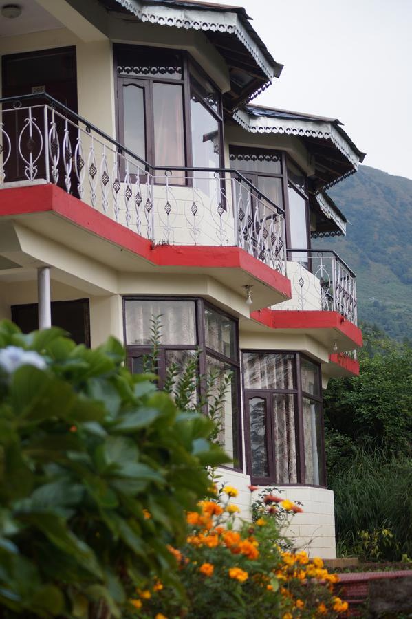 Hotel Shivalay Dharamsala Zewnętrze zdjęcie